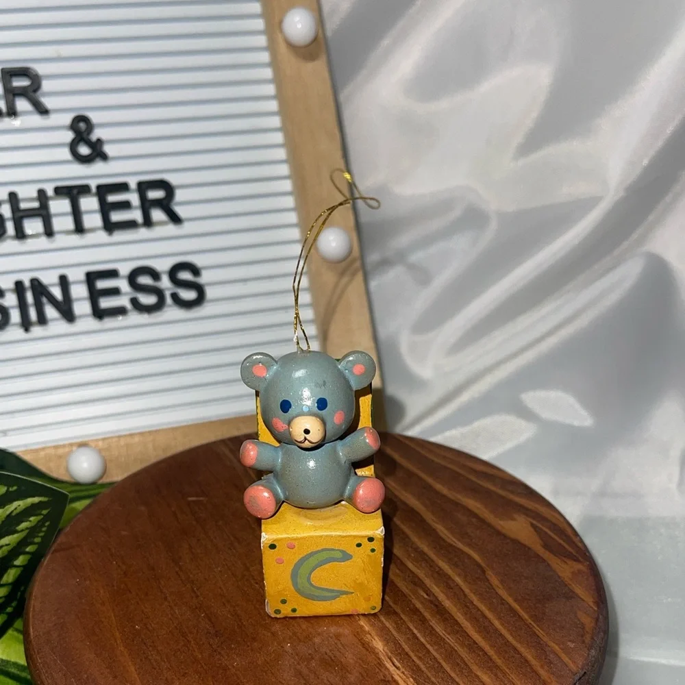 Russ Berrie Mini Bear Ornament on Alphabet Block “C” – Vintage Nursery Theme 🧸✨
